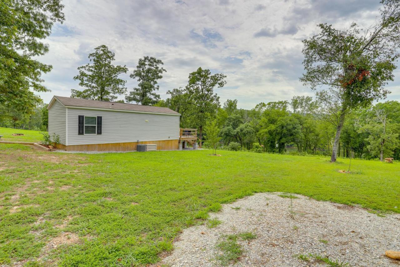 Rural Mt Olive Cabin Rental With White River View! Melbourne Exterior photo